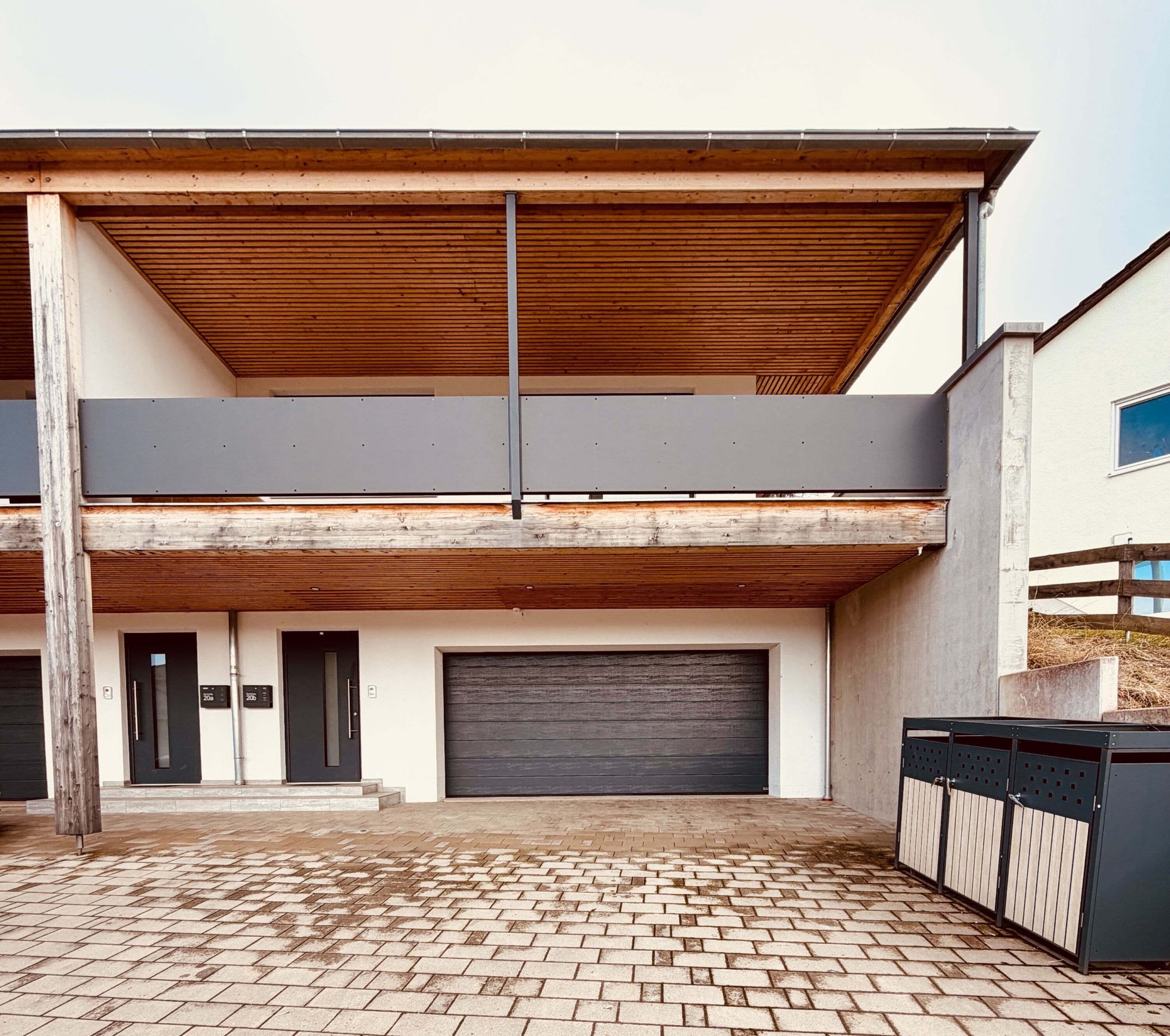 Modernes Haus mit vier Schlafzimmern und zwei Bädern in Eching, Foto 1 von 19