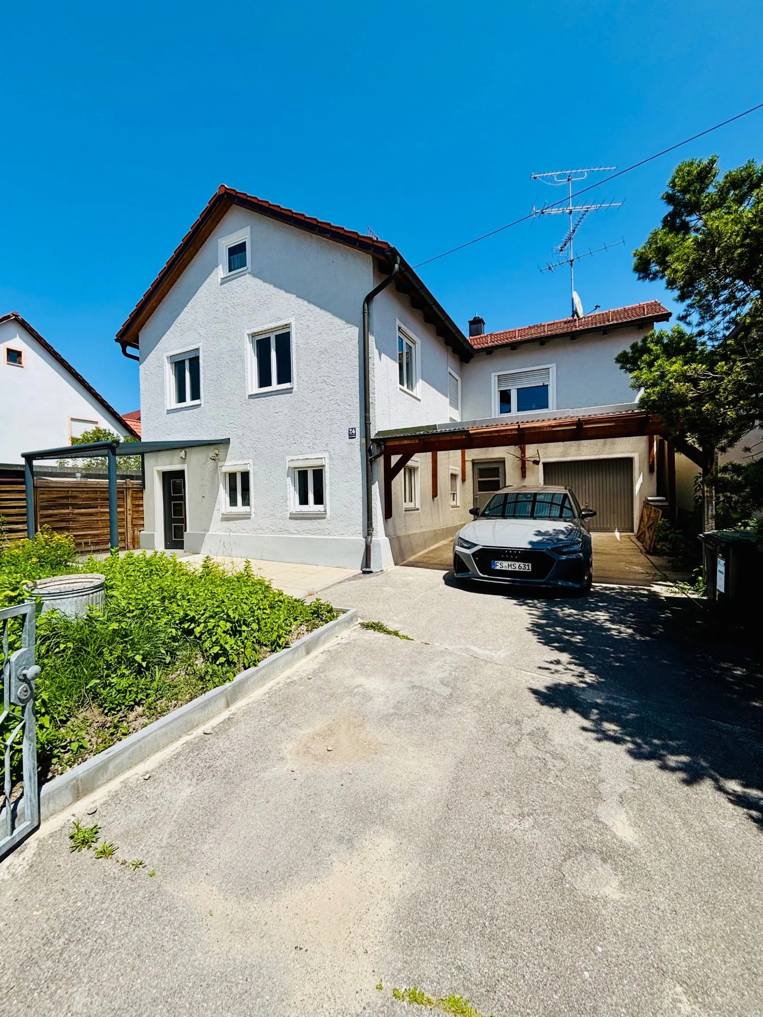 Voll ausgestattetes Haus mit Terrasse und Einzelbetten in Moosburg an der Isar, Foto 1 von 14