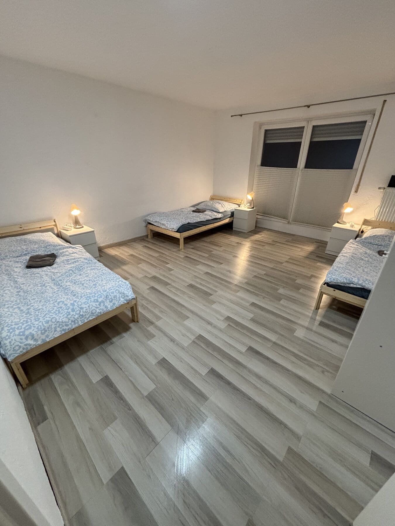 Wohnung mit Terrasse direkt an der Autobahn in Eching, Foto 2 von 10