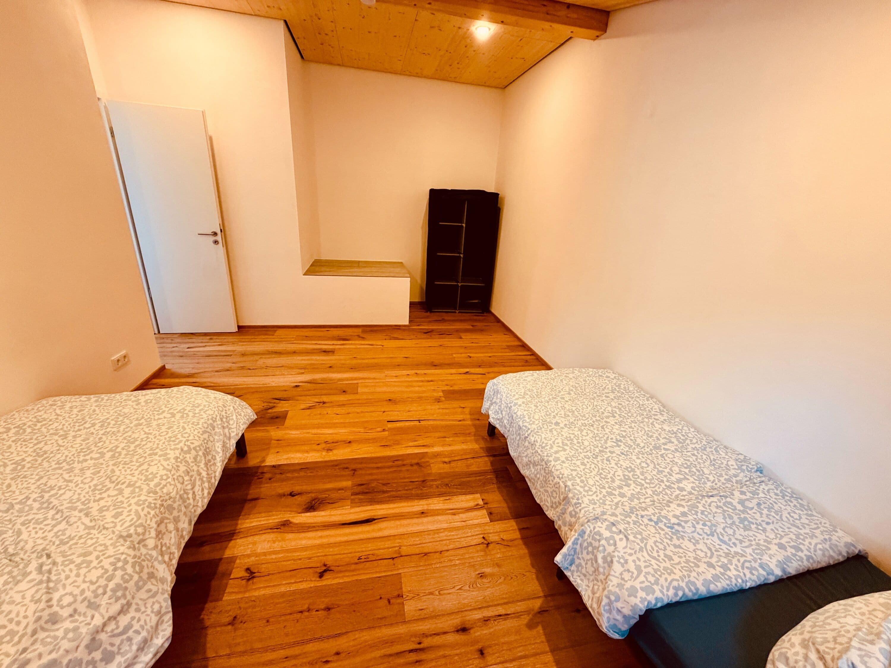 Modernes Haus mit vier Schlafzimmern und zwei Bädern in Eching, Foto 5 von 19