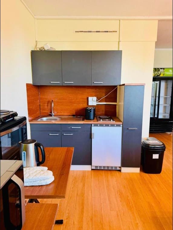 Apartments mit Einzel- und Doppelzimmern für bis zu zwölf Personen in Wolnzach, Foto 5 von 7